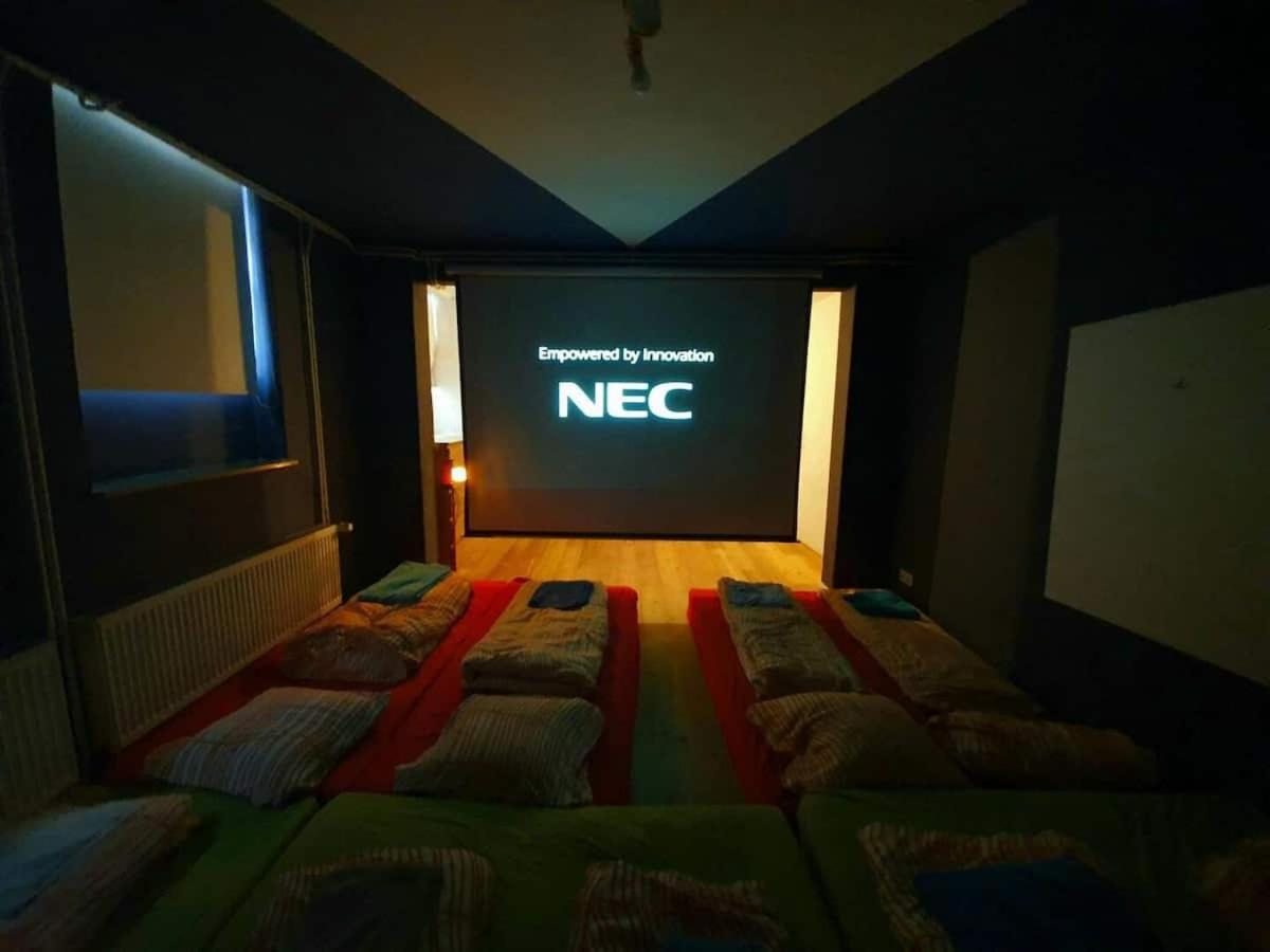 Family Friendly Funhouse Centrally Located In Ottensen Hamburgo Exterior foto