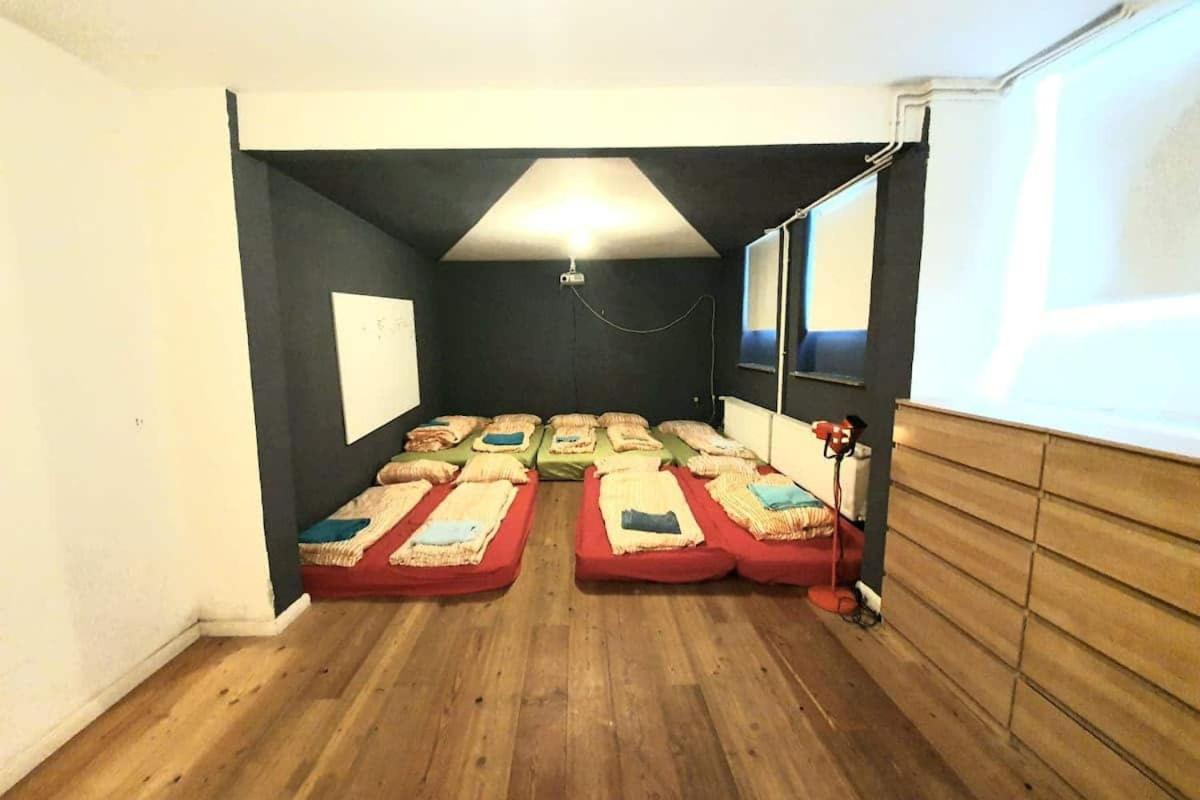 Family Friendly Funhouse Centrally Located In Ottensen Hamburgo Exterior foto